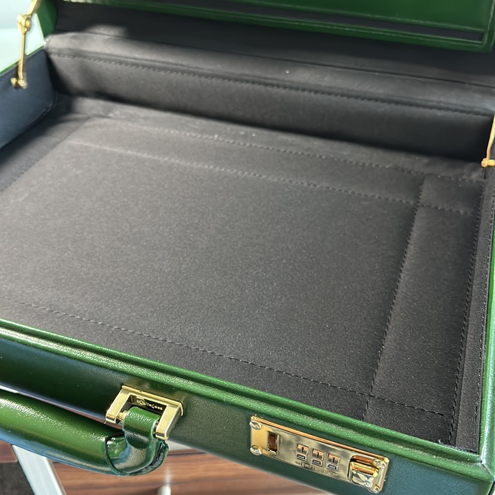 Premium Attaché / Briefcase - Picture 14 of 14